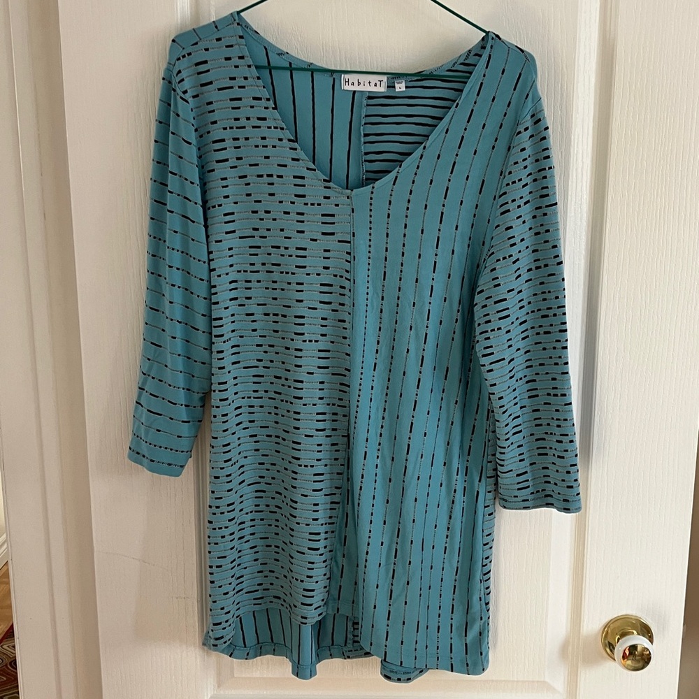Habitat Teal and Black Patterned V-Neck Top